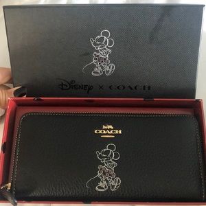 Disney Coach Wallet NWT